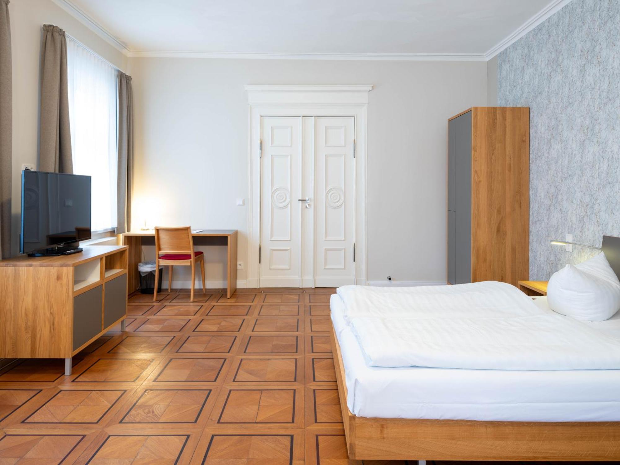 Gaestehaus Nikolai Erfurt Exteriör bild